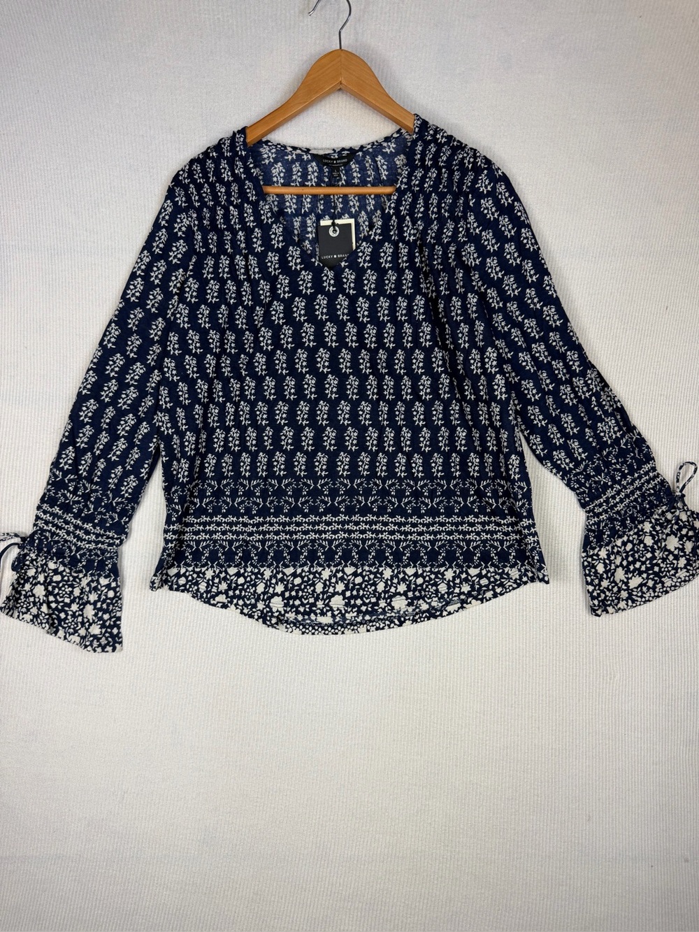 NWT Lucky Brand Blue Floral Print Peasant Blouse Size Large Boho Bell Sleeve Top - Picture 2 of 14